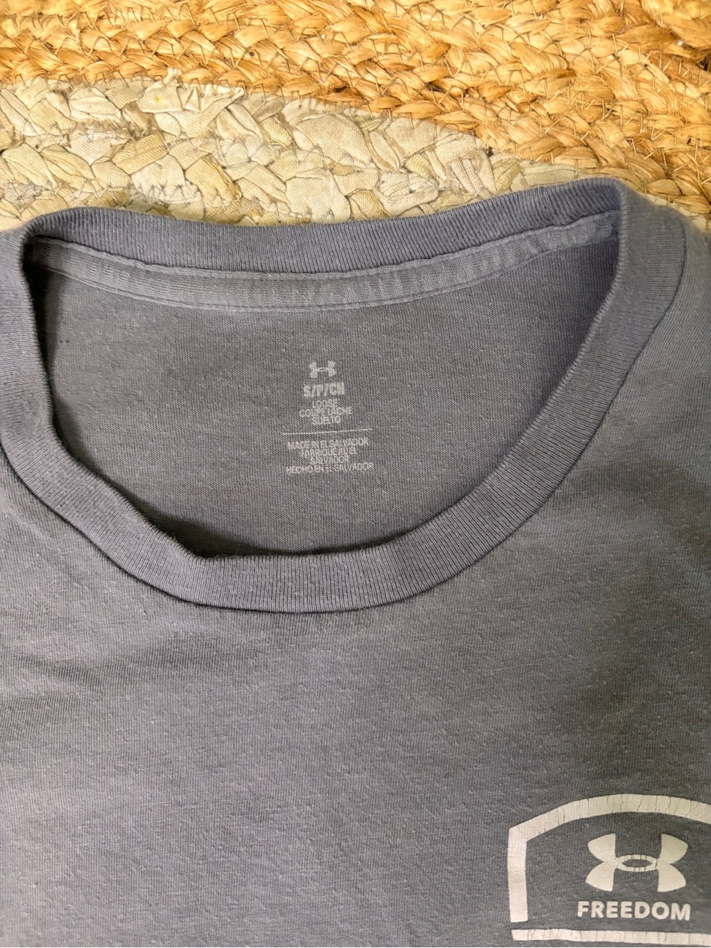 Under Armour Men’s Charcoal Gray 'By Air' Short Sleeve Tee - Picture 3 of 3